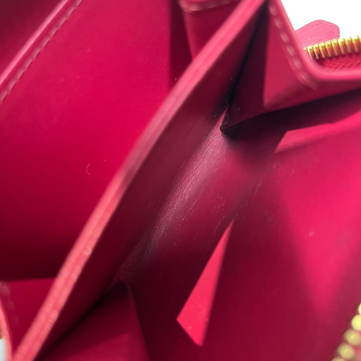 PRADA VITELLO MOVE PEONIA ラウンドファスナーコインケースコインケースM268 の古着・中古アイテム