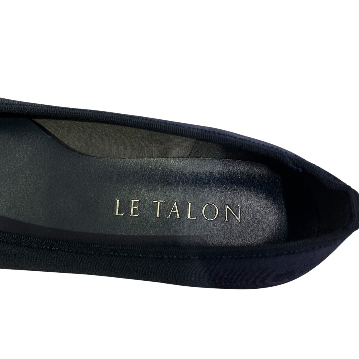 Le Talon 古着・中古 ル・タロンのキリカエフラットパンプスです。