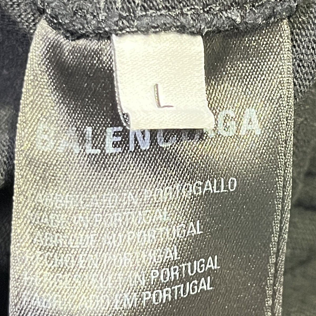 新品同様 バレンシアガ 半袖カットソー ポリティカルキャンペーンロゴ刺繍 黒 М 新品同様 バレンシアガ 半袖カットソー ポリティカルキャンペーンロゴ