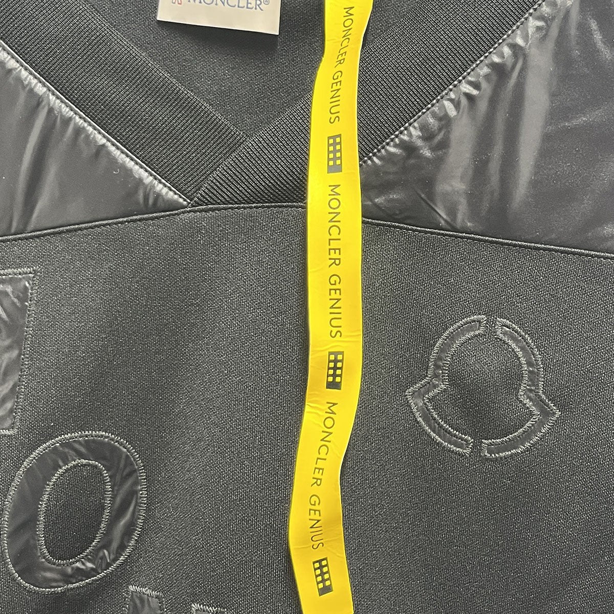 MONCLER GENIUS×FRAGMENT DESIGN 22AWLS HOCKEY T-SHIRTH209U8G00004 M2355 古着・中古-4枚目のアイテム画像