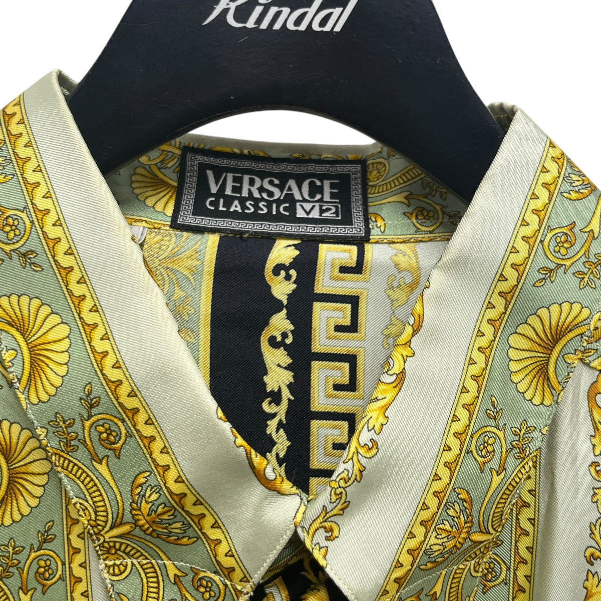 VERSACE CLASSIC V2(ヴェルサーチ クラシックV2) バロック柄シルク