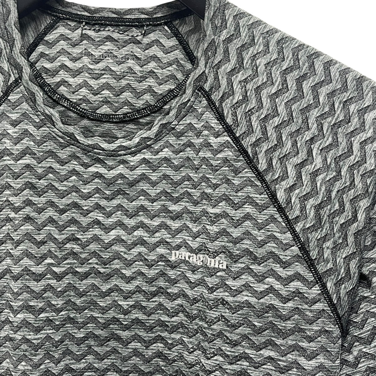 リッジフローシャツ