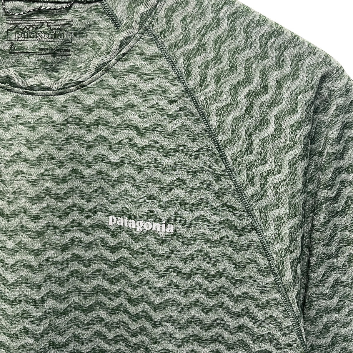 リッジフローシャツ