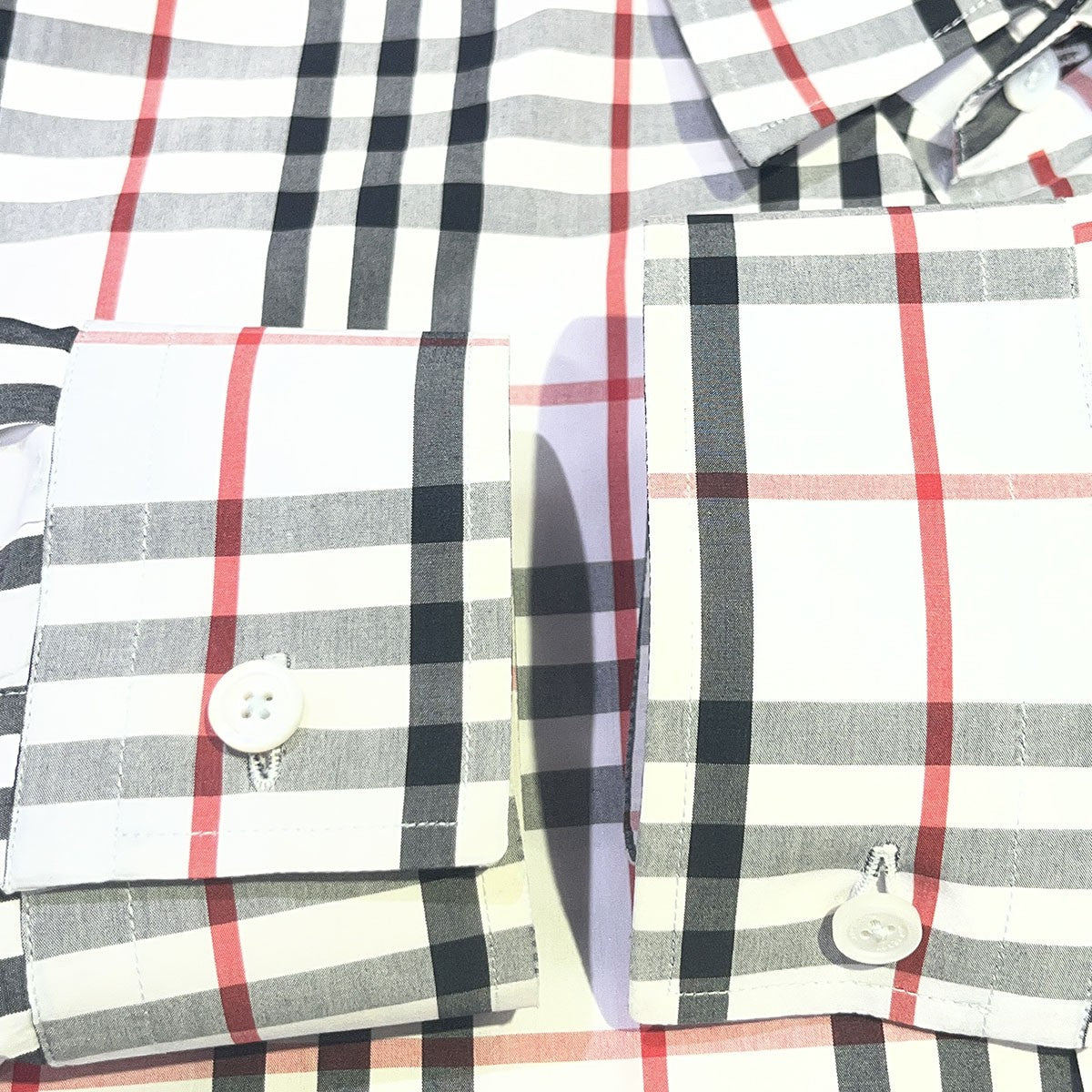 BURBERRY リカルドティッシ期ノバチェックシャツ4549275 古着・中古-5枚目のアイテム画像