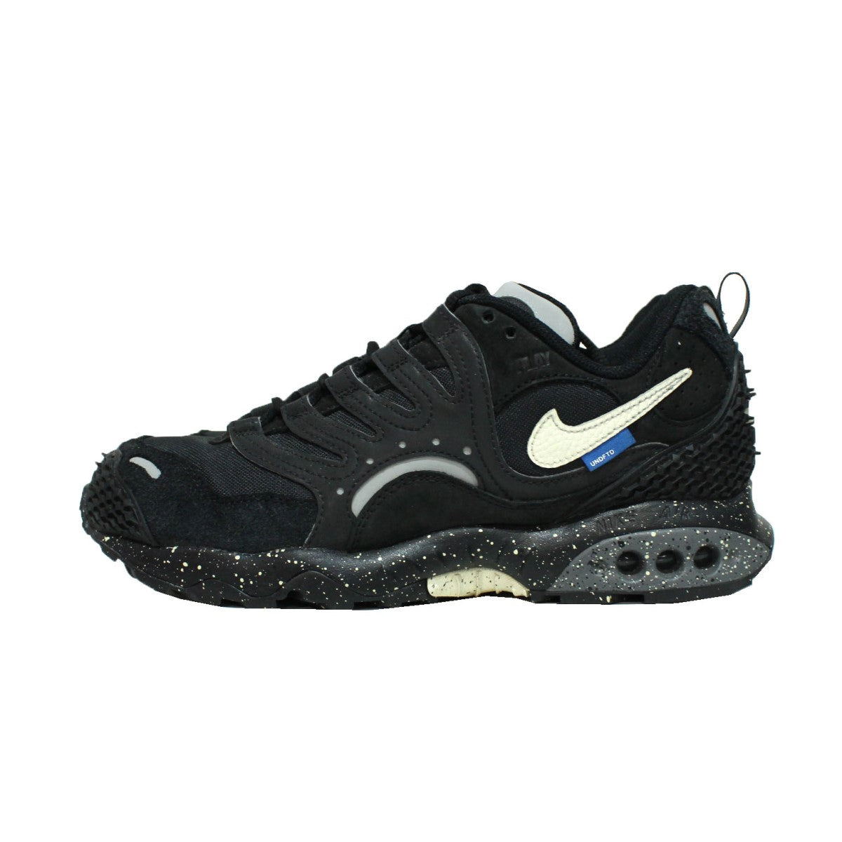 NIKE×UNDEFEATED(ナイキ×アンデフィーテッド) 23AWエアテラフマラ ブラック ローカットスニーカーNike Air Terra  Humara SPFN7546-002