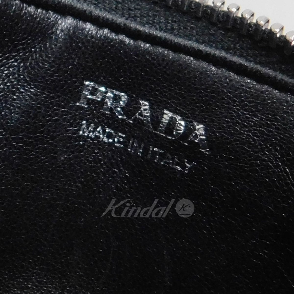 PRADA(プラダ) トライアングルロゴ カードコインケース 1MC086 ...