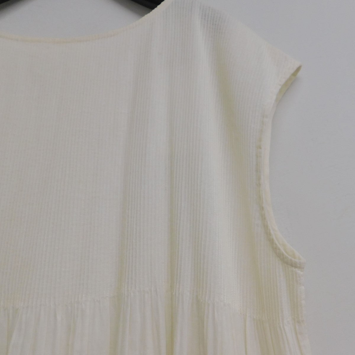 ネストローブ nest Robe♡日本製♡リネンノースリーブワンピース♡イエロー nest Robe(ネストローブ) 22SSスーピマコットンステンカラー
