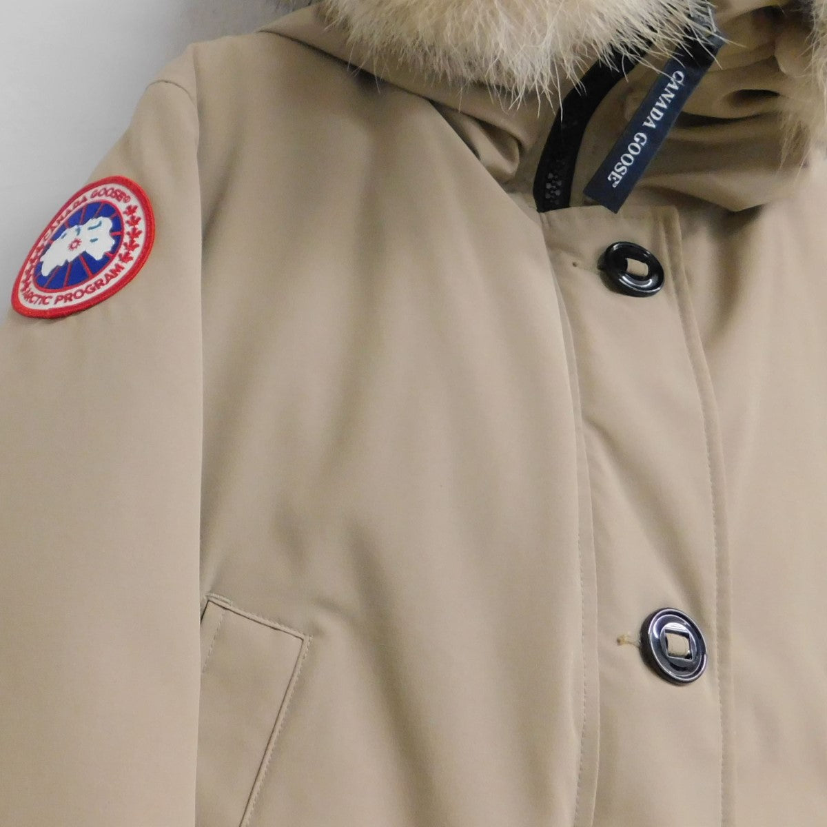 CANADA GOOSE(カナダグース) LABRADOR BOMBER ラブラドール ボンバー ダウンジャケット