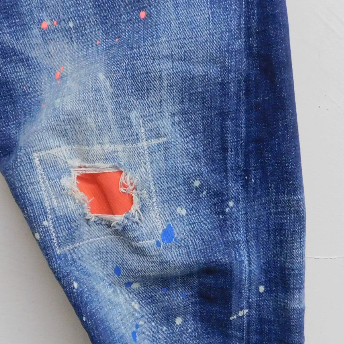 DSQUARED2(ディースクエアード) 2024SS SEXY TWIST JEAN デニムパンツ 