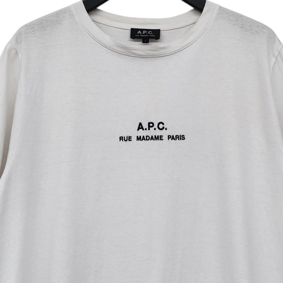 A.P.C. ホワイト ロゴ Tシャツ A.P.C. ロゴ Tシャツ | ホワイト | FARFETCH JP