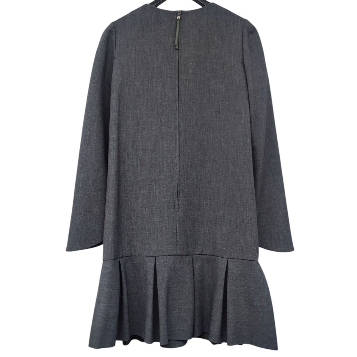 FOXEY裾フリルワンピース・グレー