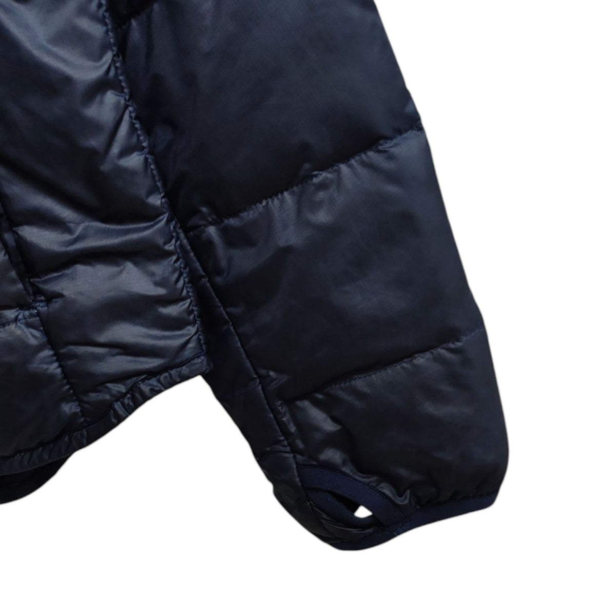 DESCENTE(デサント) ノーカラーダウンジャケット HCS DOWN DIA3575U