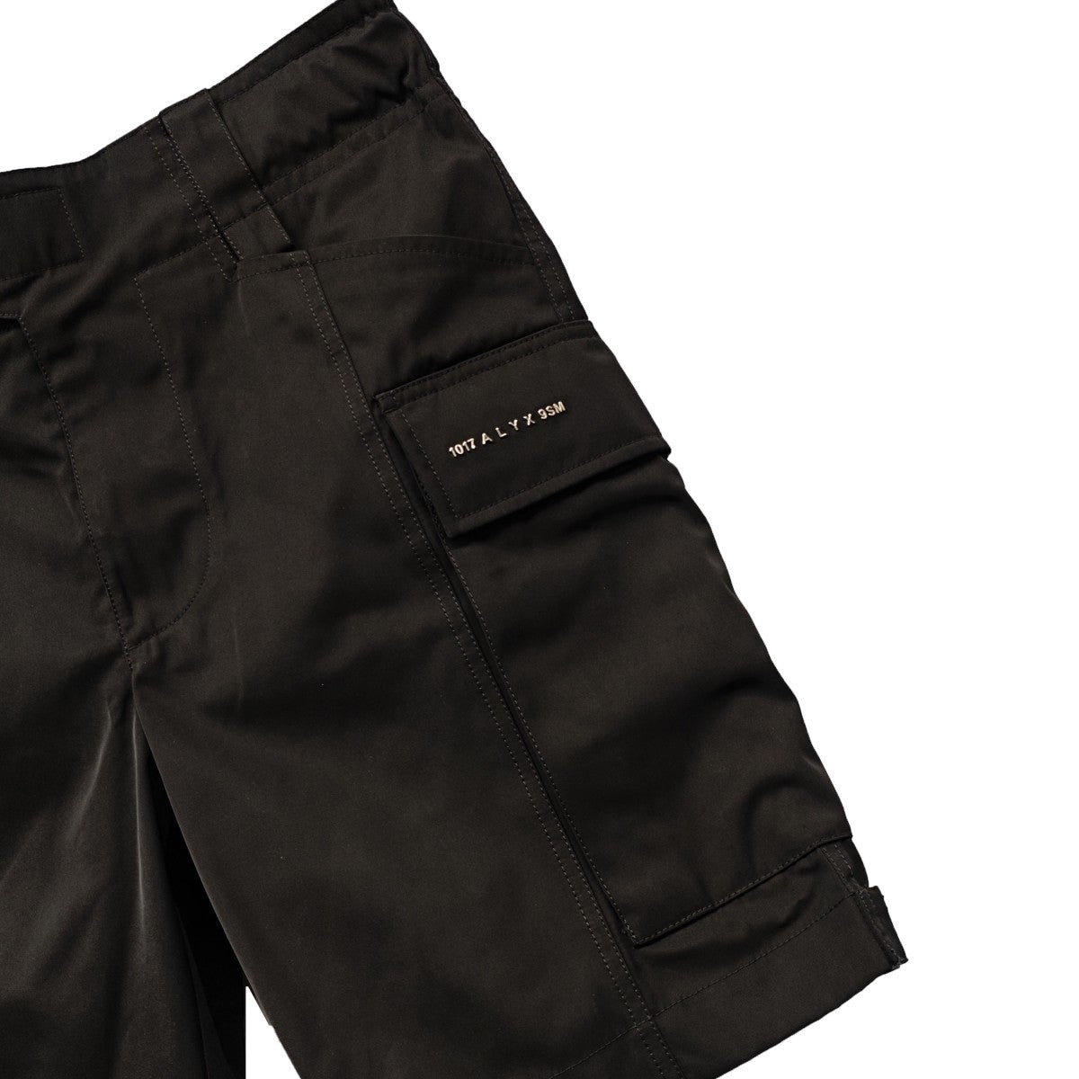 メタルロゴ カーゴハーフパンツ