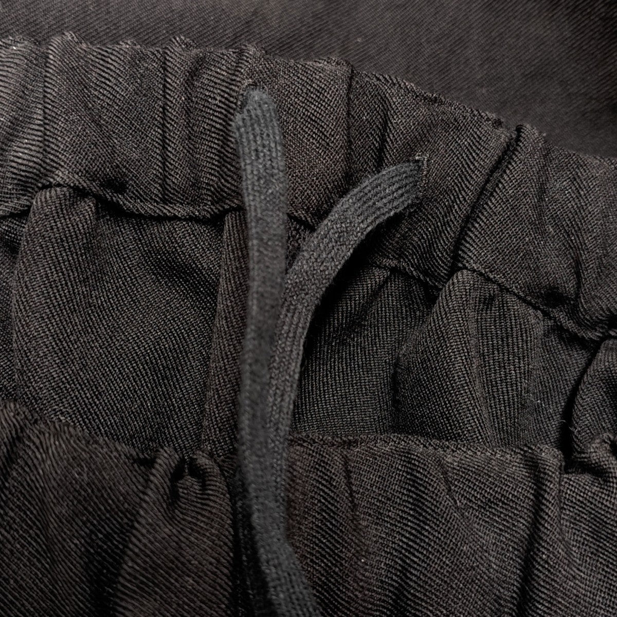 COMME des GARCONS(コムデギャルソン) 2024AW イージー裾デザイン