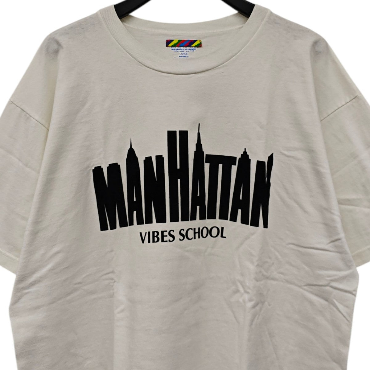 is-ness MANHATTAN VIBES SCHOOL Tシャツ 古着・中古-2枚目のアイテム画像