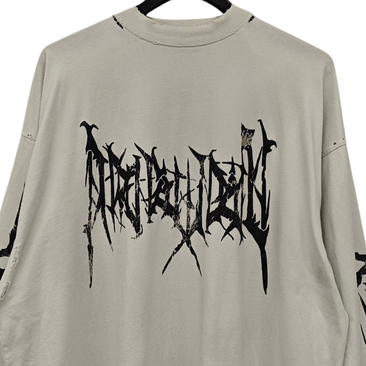 BALENCIAGA メタルロゴ デストロイ加工 ロングスリーブTシャツ 古着・中古-2枚目のアイテム画像