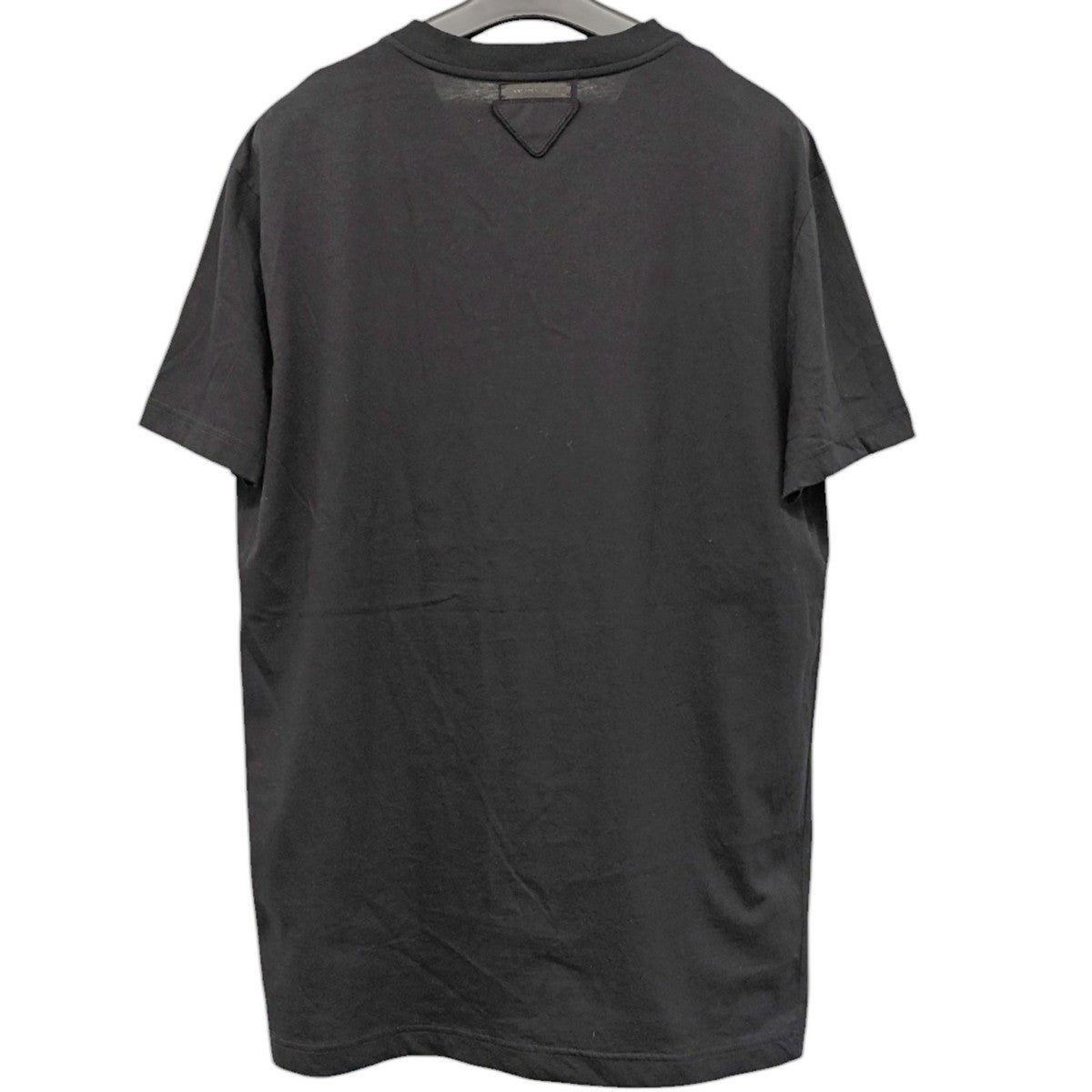 トライアングルタグ VネックTシャツ