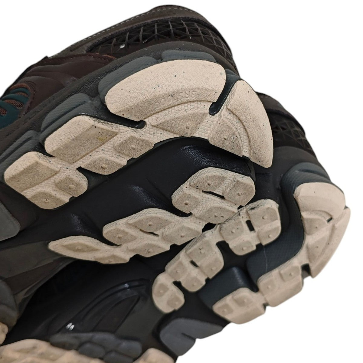 ZOOM VOMERO 5 PREMIUM ローカットスニーカー FQ8174-237