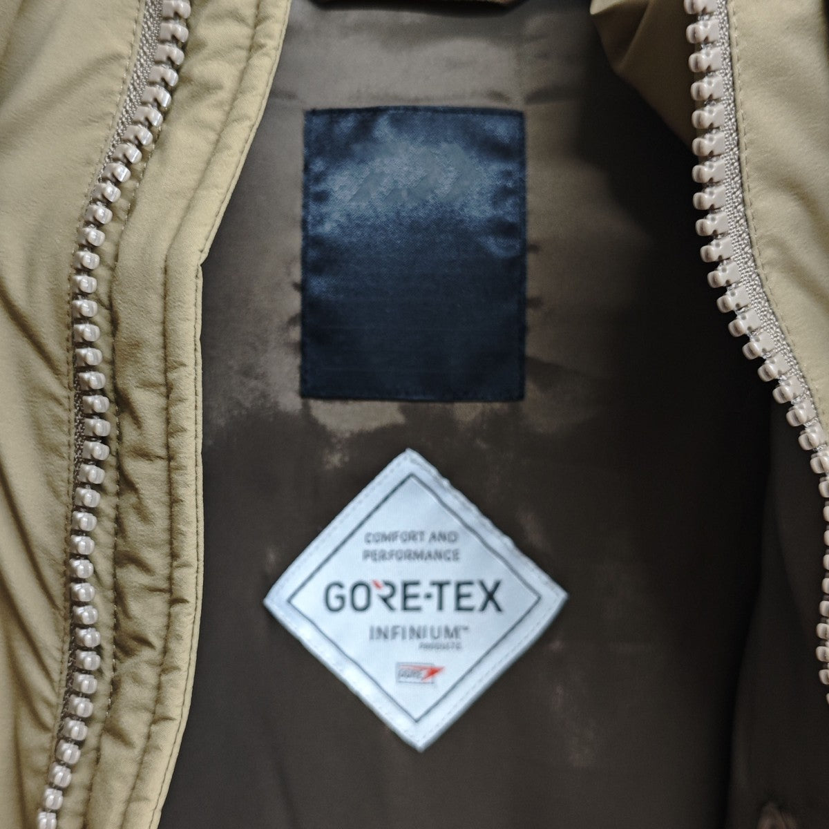 GORE-TEX INFINIUM EXPEDITION DOWN JACKET ダウンジャケット