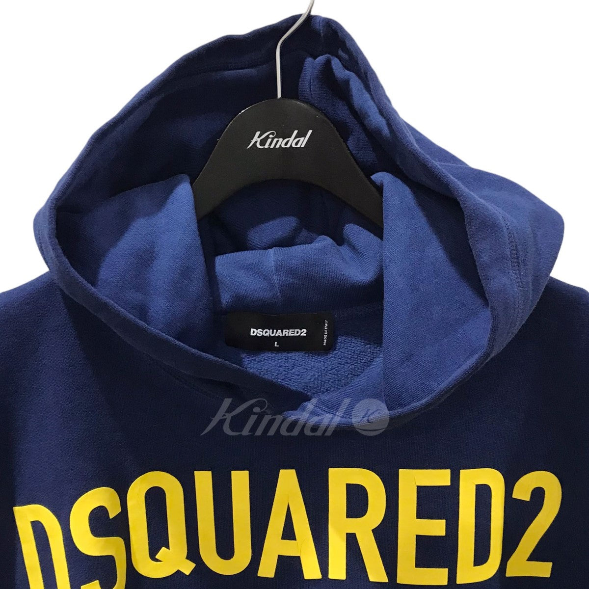 DSQUARED2(ディースクエアード) ロゴプリントプルオーバーパーカー BORN TO BE A FIGHTER Yoyo Fit  S74GU0431 ネイビー・イエロー サイズ L｜【公式】カインドオルオンライン ブランド古着・中古通販【kindal】