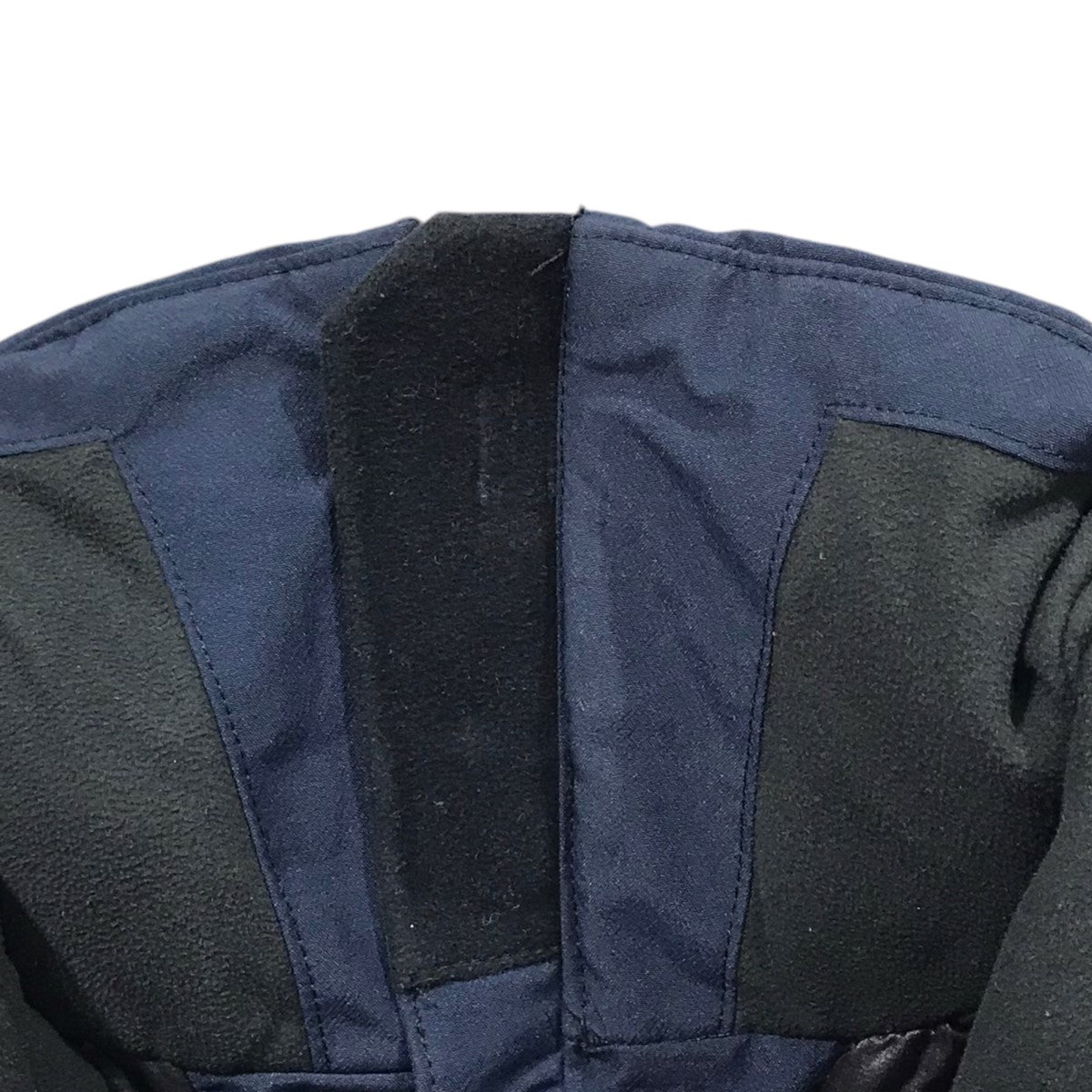 アークテリクスのダウンジャケット Camosun Parka カモーソンパーカ 16110です。 ARC’TERYX アウター 古着・中古アイテム