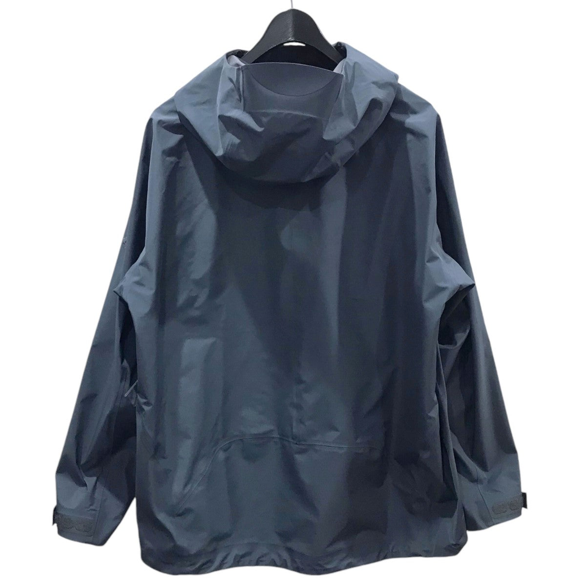 Descente ALLTERRAIN 81(デサント オルテライン エイティワン) マウンテンパーカー GORE-TEX SHELLJACKET  ZC ゴアテックス シェルジャケット ZC DOMXGC32 DOMXGC32 グレー サイズ M｜【公式】カインドオルオンライン  ブランド古着・中古通販【kindal】