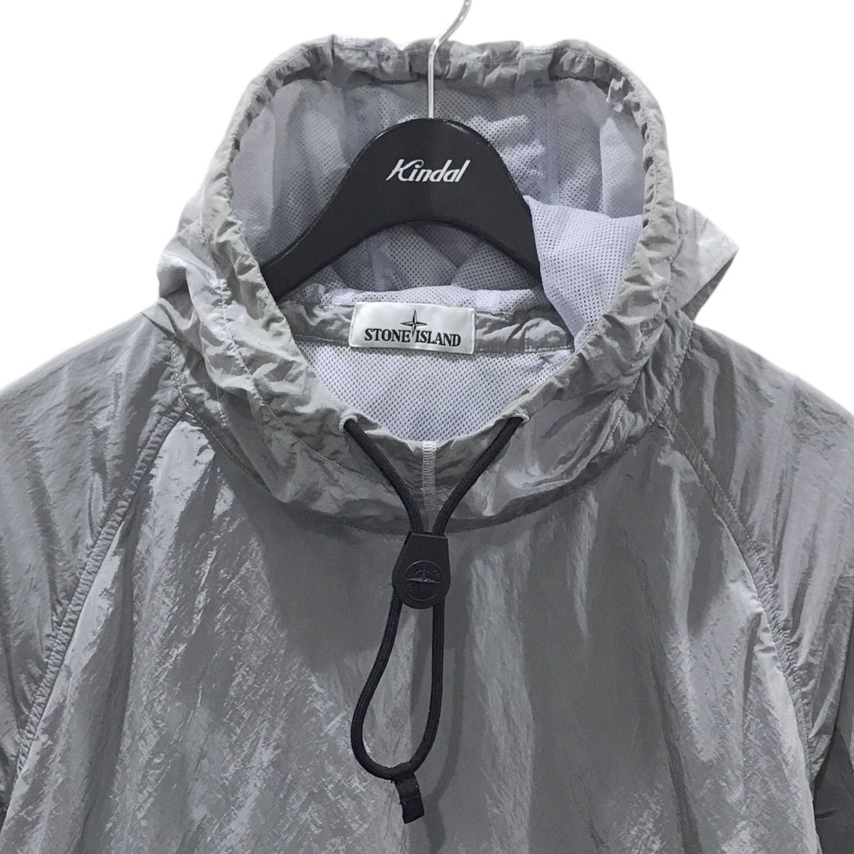 STONE ISLAND(ストーンアイランド) プルオーバーナイロンジャケット NYLON METAL HOODED SMOCK ナイロンメタルフーデッドスモック  691564112 691564112 グレー サイズ XL｜【公式】カインドオルオンライン ブランド古着・中古通販【kindal】