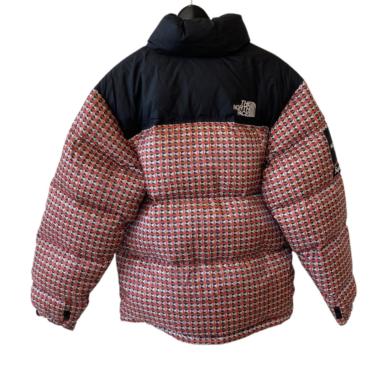 21SSStudded Nuptse JacketダウンジャケットNF0A5IQW