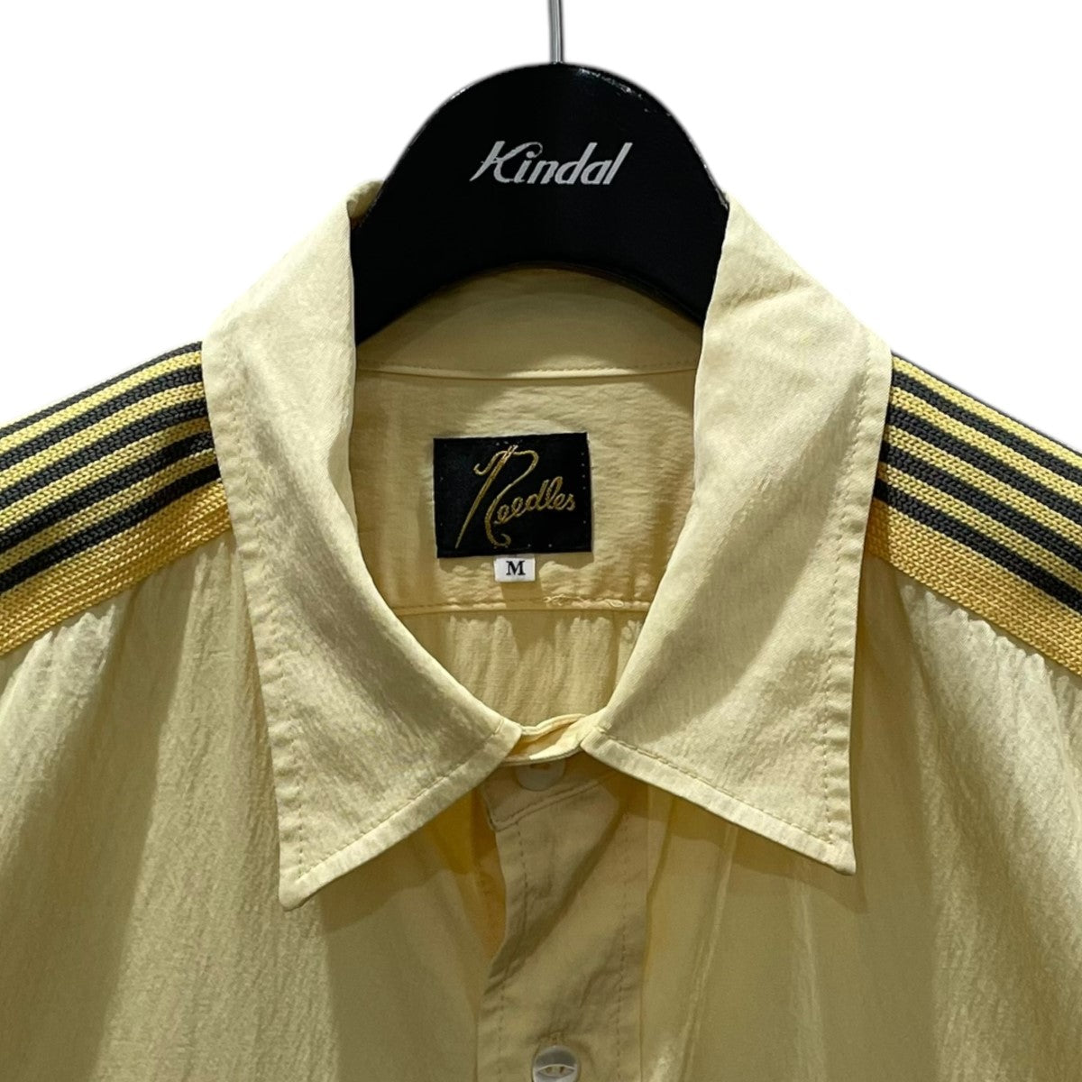 NEEDLES Studious別注 Track Tape S／S Shirt 唯一無二の個性を纏う【Needles】〈別注〉Track Tape S/S Shirt