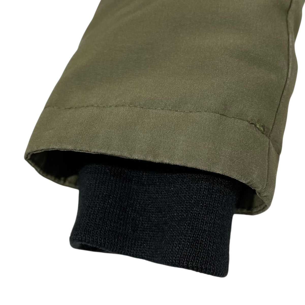 CANADA GOOSE(カナダグース) ダウンコート VICTORIA PARKA