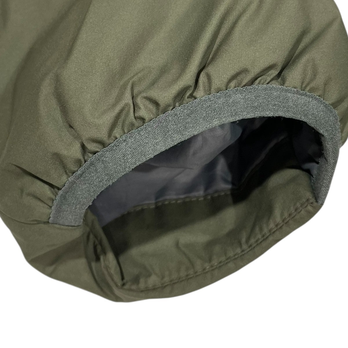 中綿ジャケット Svalbard Jacket GORE-TEX INFINIUM スバルバード ジャケット ゴアテックス インフィニウム