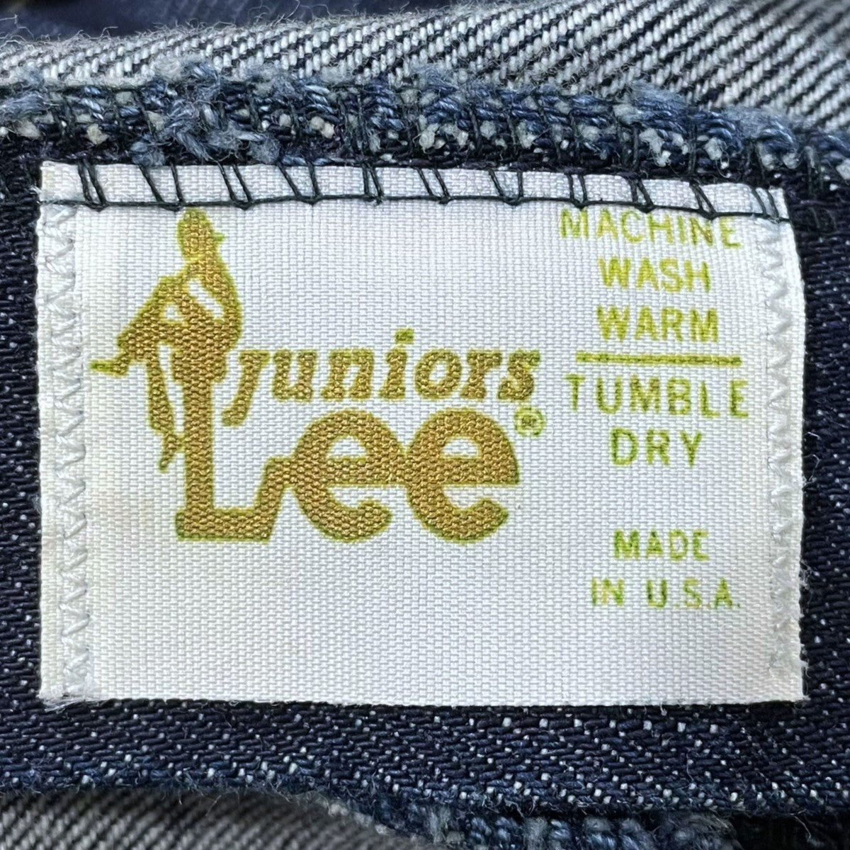 デニムパンツ