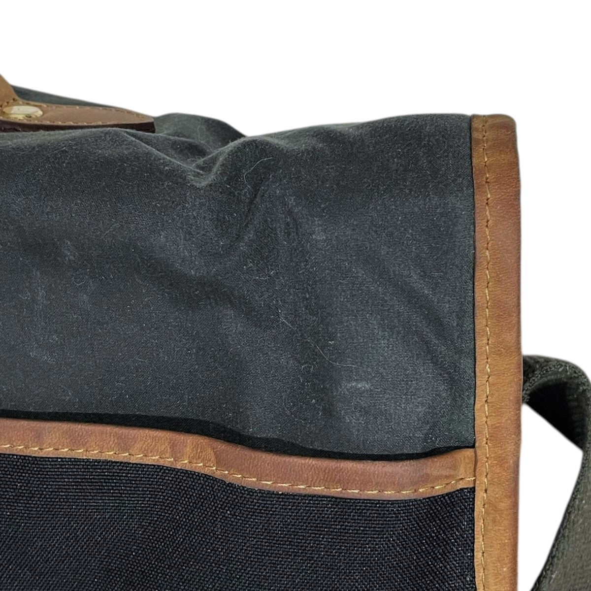 メッセンジャー バッグ 130th Anniversary Transport Crossbody Bag 130周年記念 トランスポート クロスボディーバッグ 242UBA0718