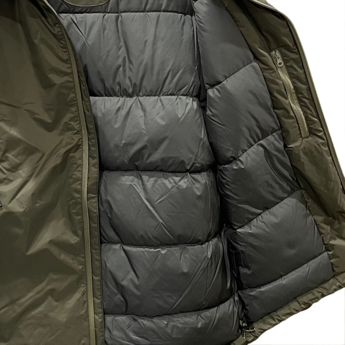 オーロラダウンジャケット AURORA DOWN JACKET