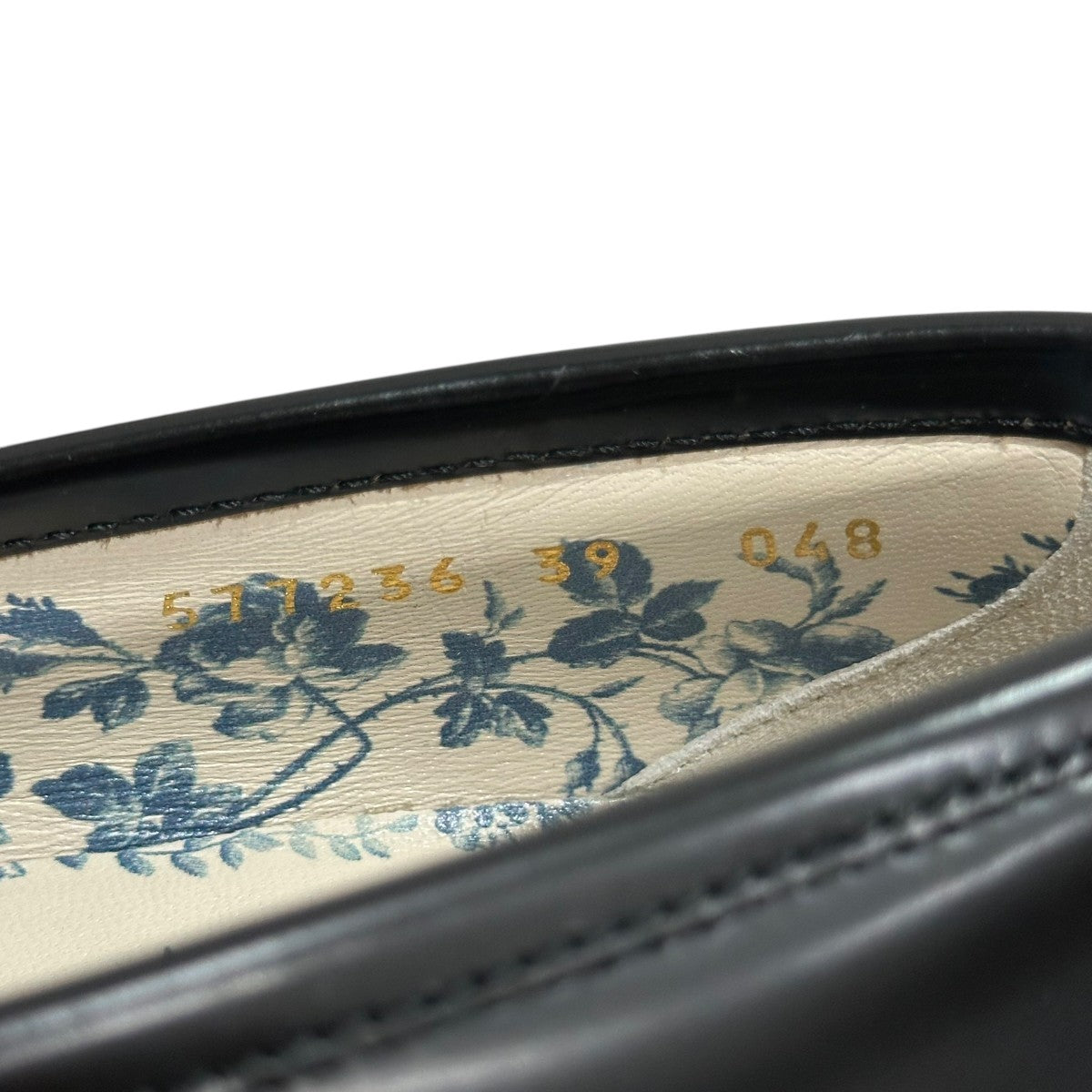 美品✨️GUCCI グッチ コインローファー 黒 23.5 イタリア製 ロゴ刻印 楽天市場】グッチ GUCCI ローファー 革靴 靴 シューズ レザー
