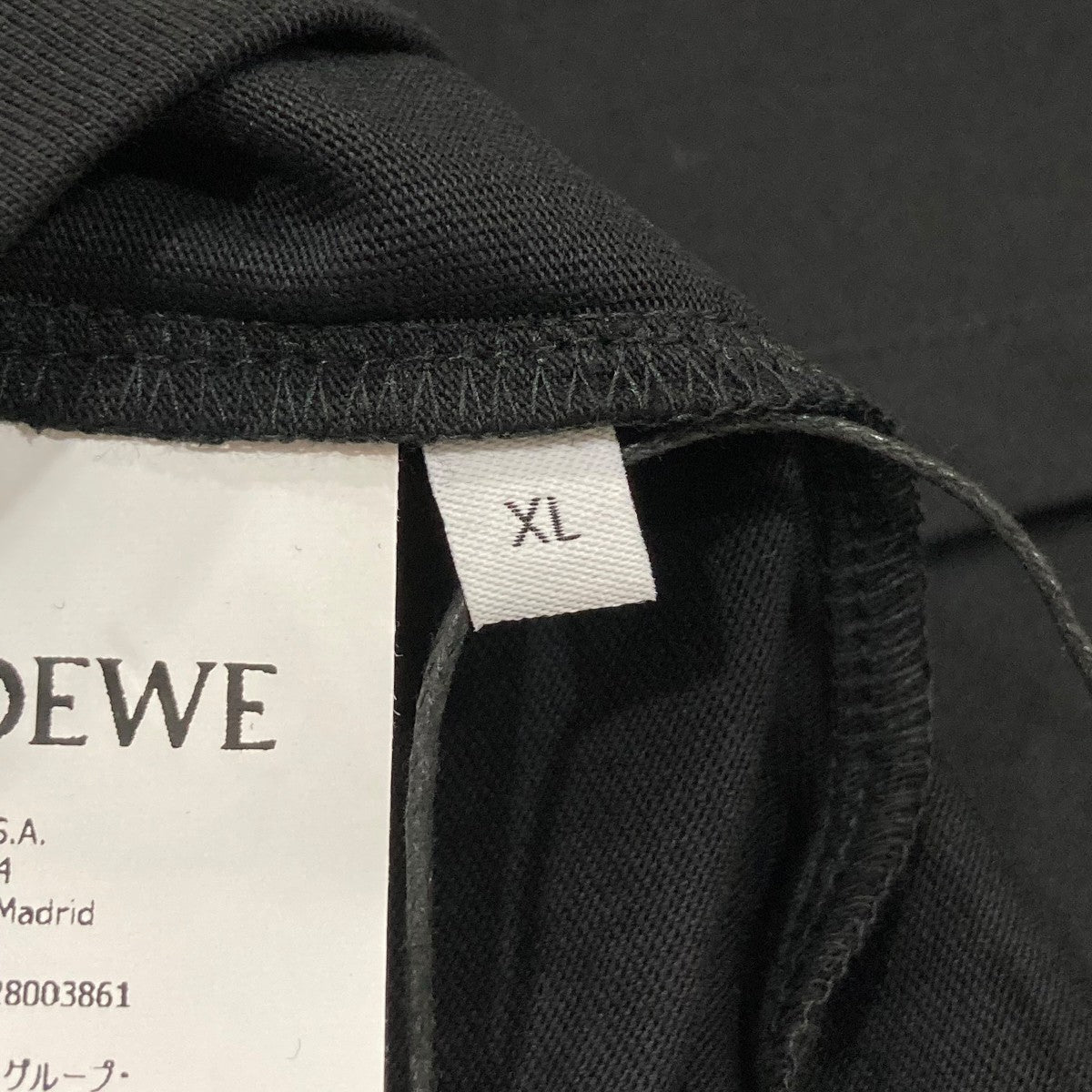 【新作】LOEWE ブラック Tシャツ ポケット付き［大幅値下げ］ LOEWE(ロエベ) アナグラム フェイクポケットTシャツH526Y22X25