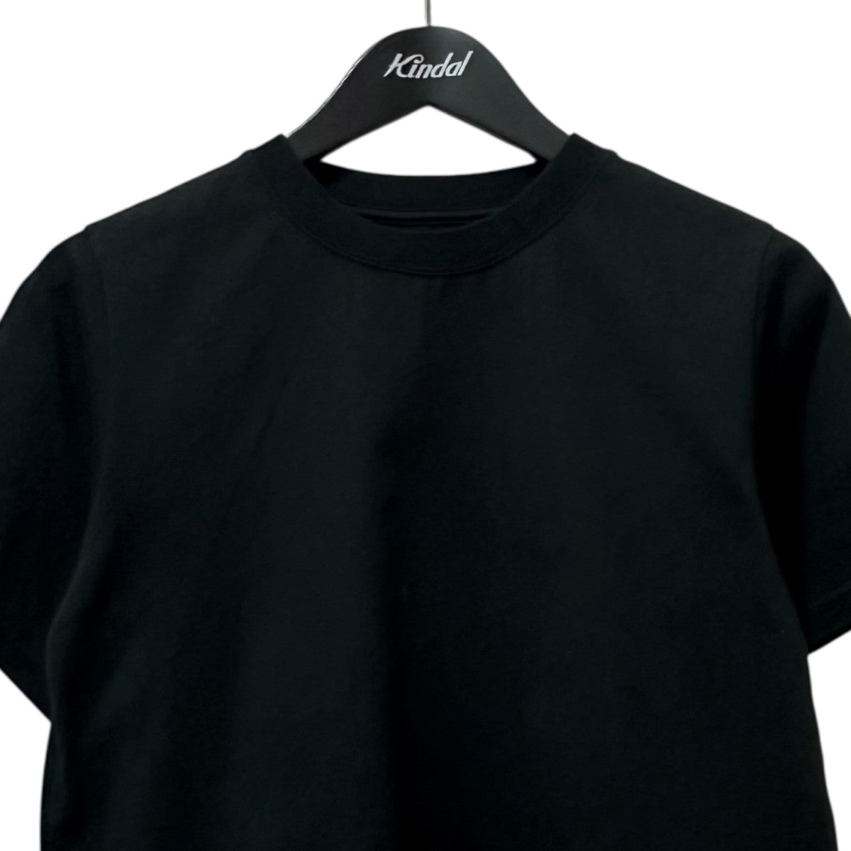 HYKE 配色Tシャツ 夏のTシャツはHYKE(ハイク)で見つける、大人のための1枚。