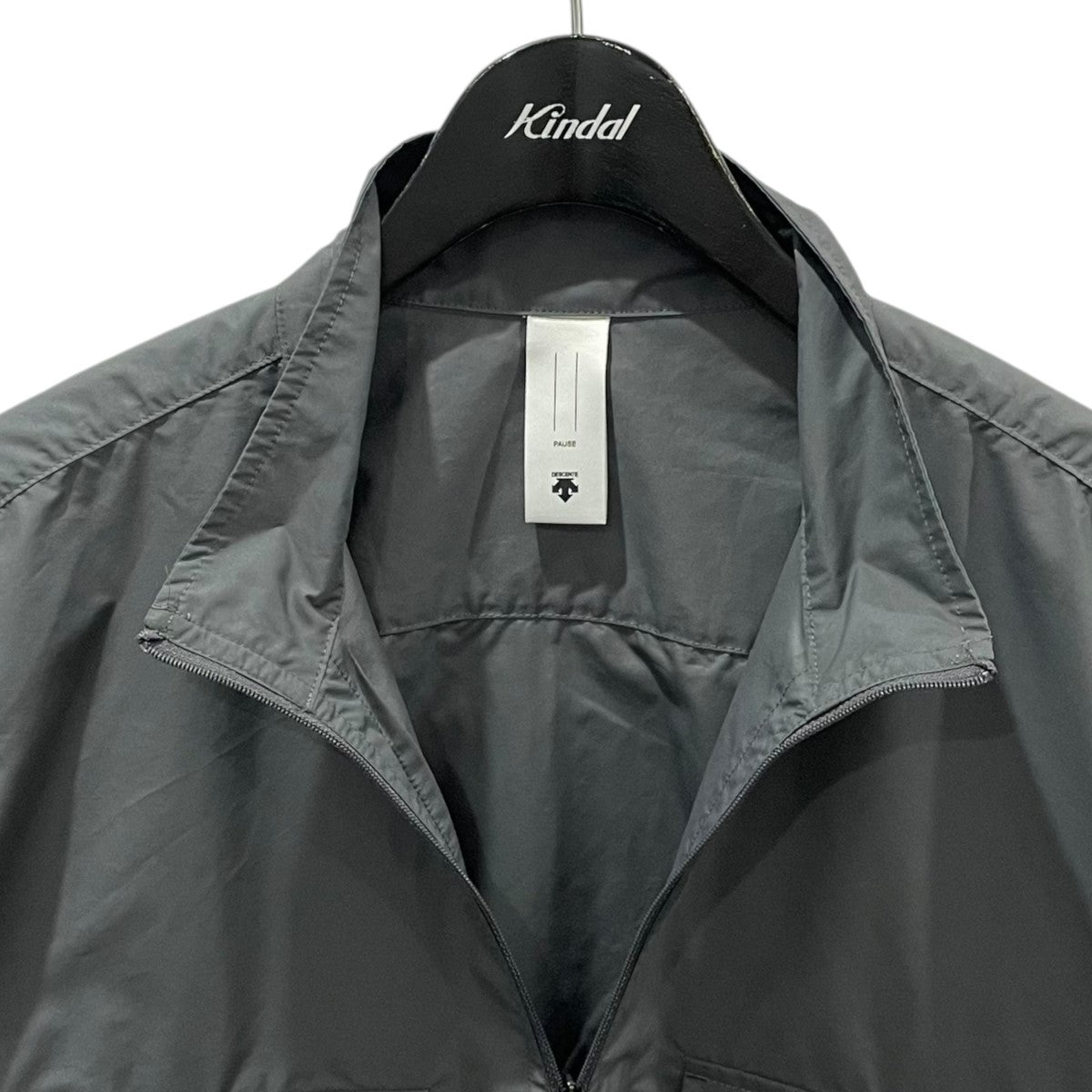 DESCENTE PAUSE(デサントポーズ) スタンドカラープルオーバー