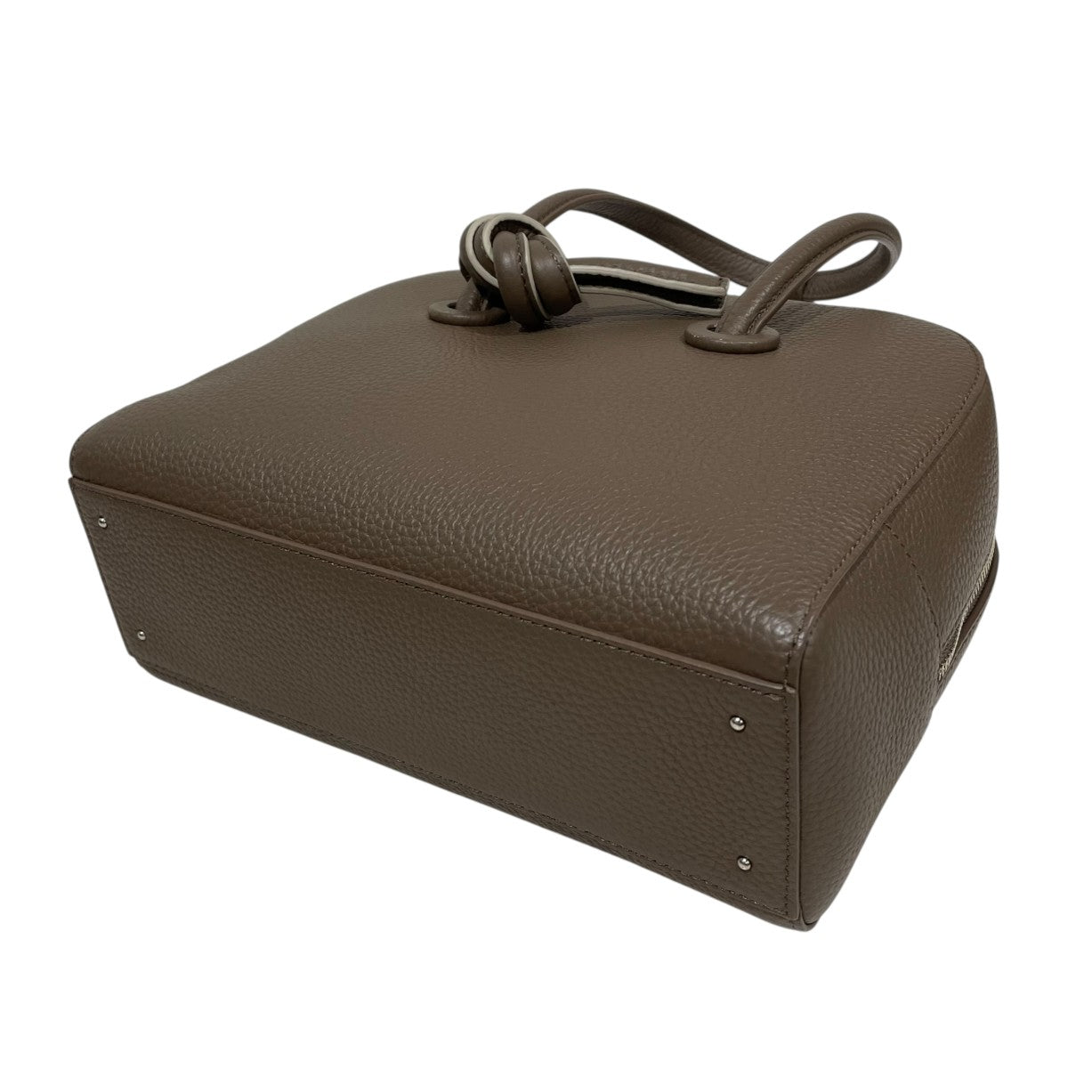 VASIC APERO MINI ハンドバッグ 本革 ノット ブラウン 良品 VASIC APERO MINI ハンドバッグ 本革 ノット ブラウン 良品