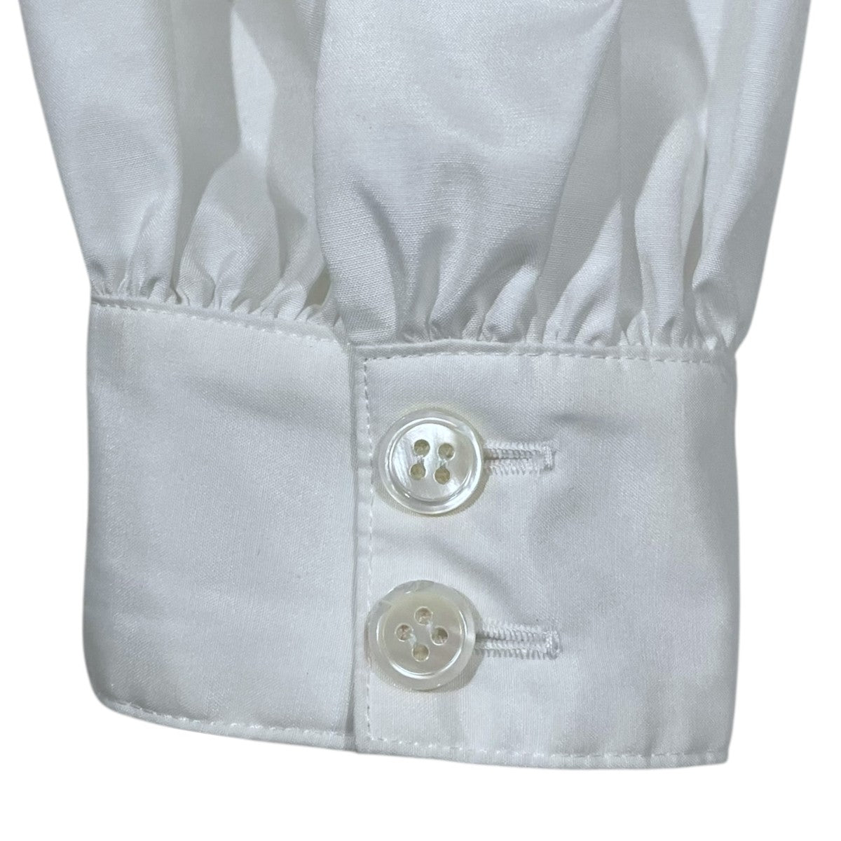 美品　OHGA スタンドフリルシャツ　OHGA-1037 ブラウス　フリル袖 美品 OHGA スタンドフリルシャツ OHGA-1037 ブラウス フリル袖 中古