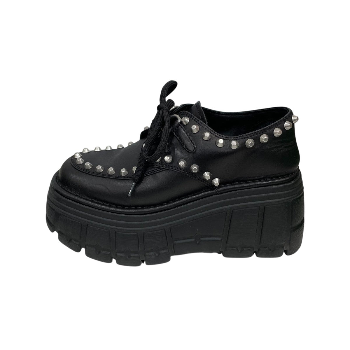 スタッズ付 厚底シューズ