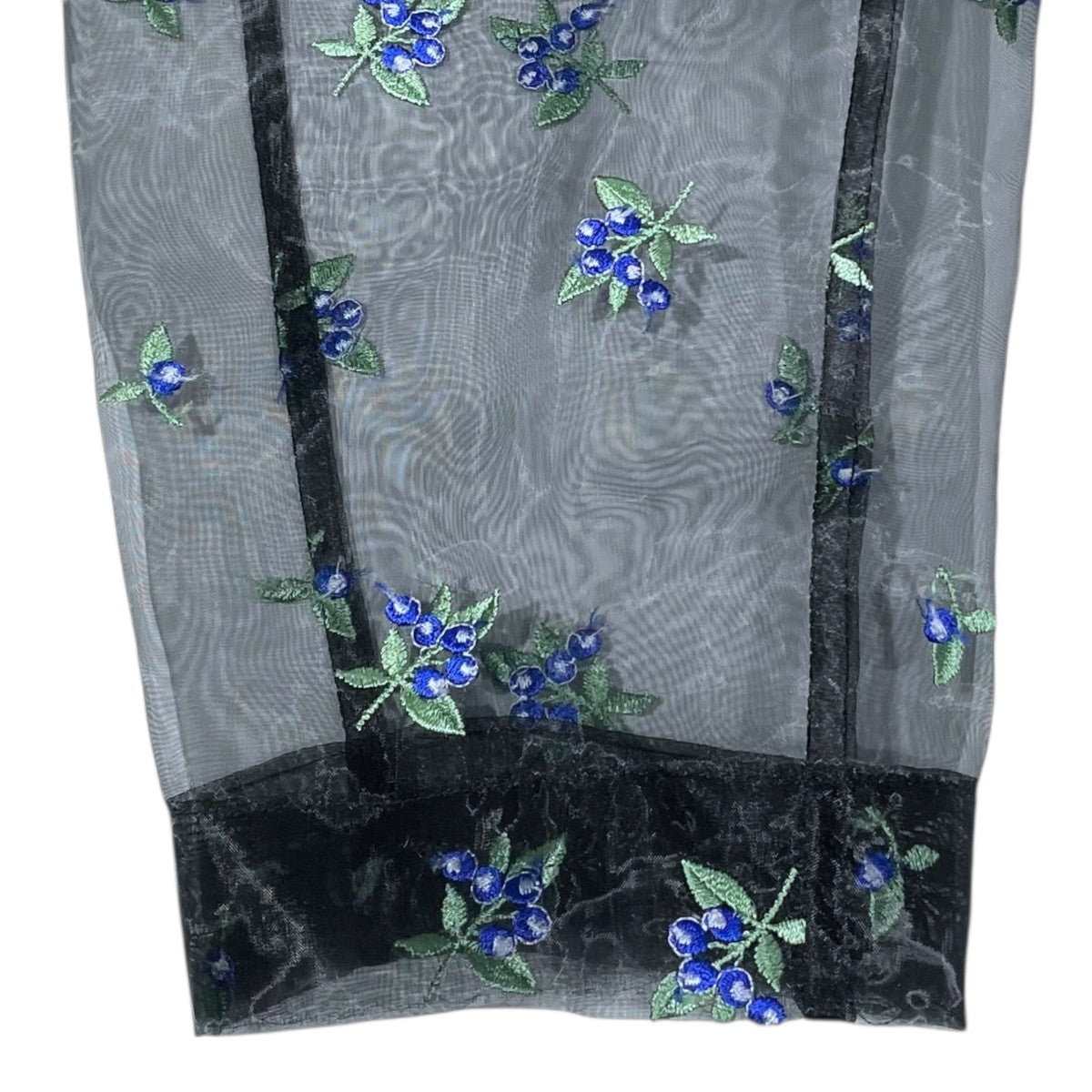 LOEFF(ロエフ) 25SS ブルーベリー刺繍シアーシャツ Blueberry