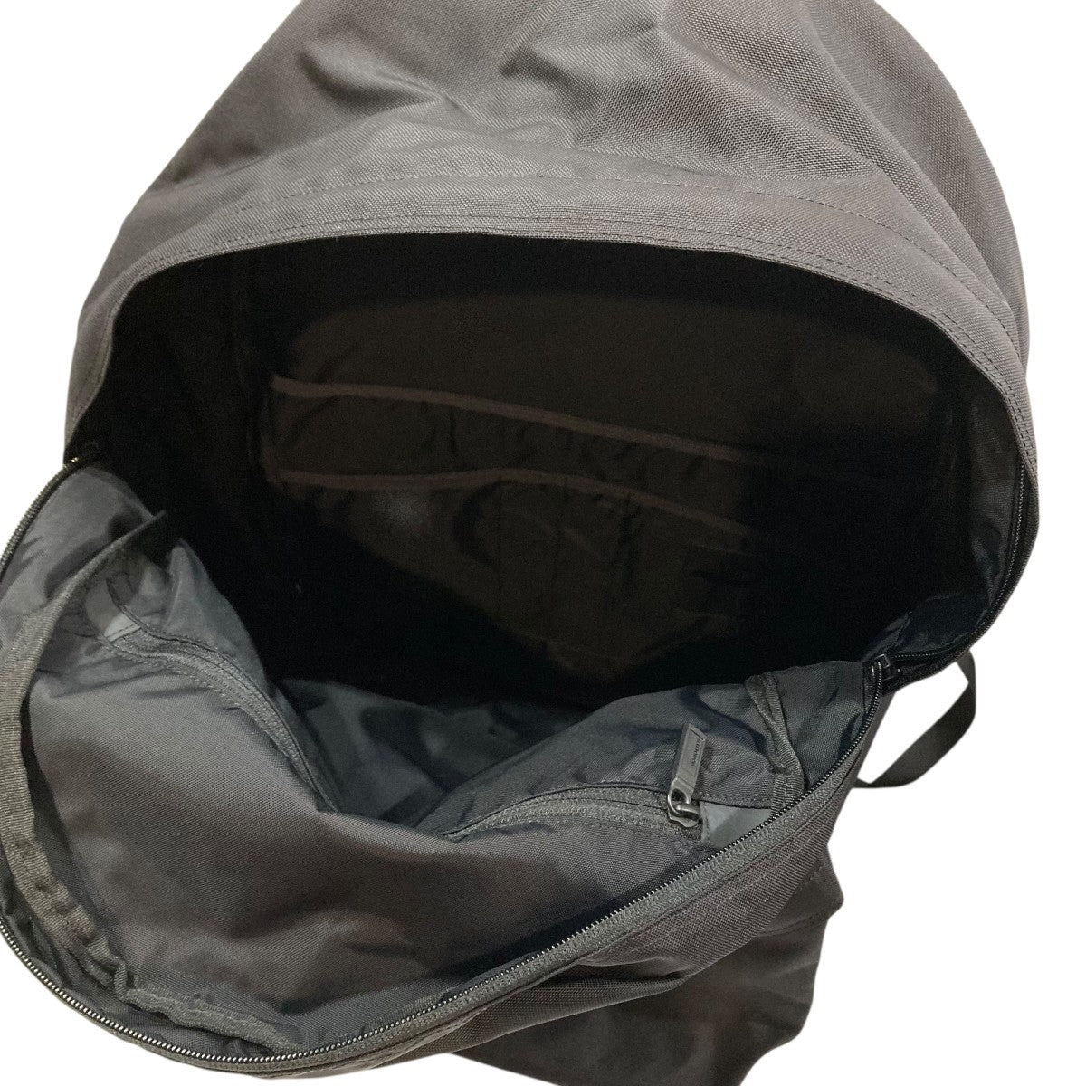 BACKPACK STANDARD SOLID Mバックパック