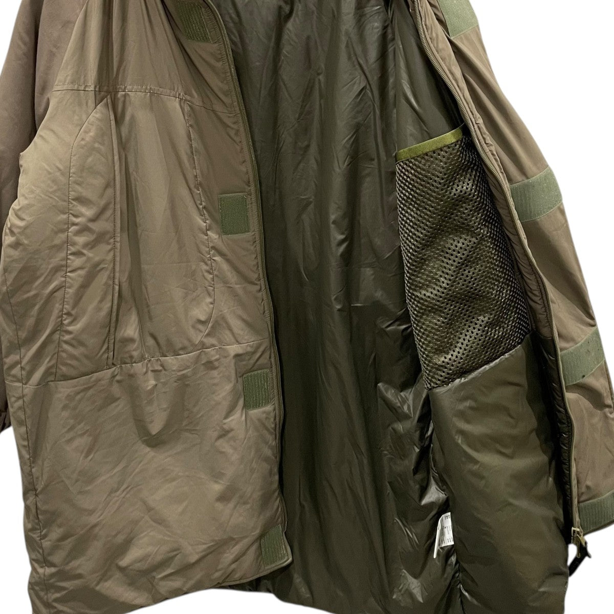 WILD THINGSワイルドシングス プリマロフト中綿コートカーキM ビームス WILD THINGS（ワイルドシングス） セール【30%OFF】ワイルドシングス