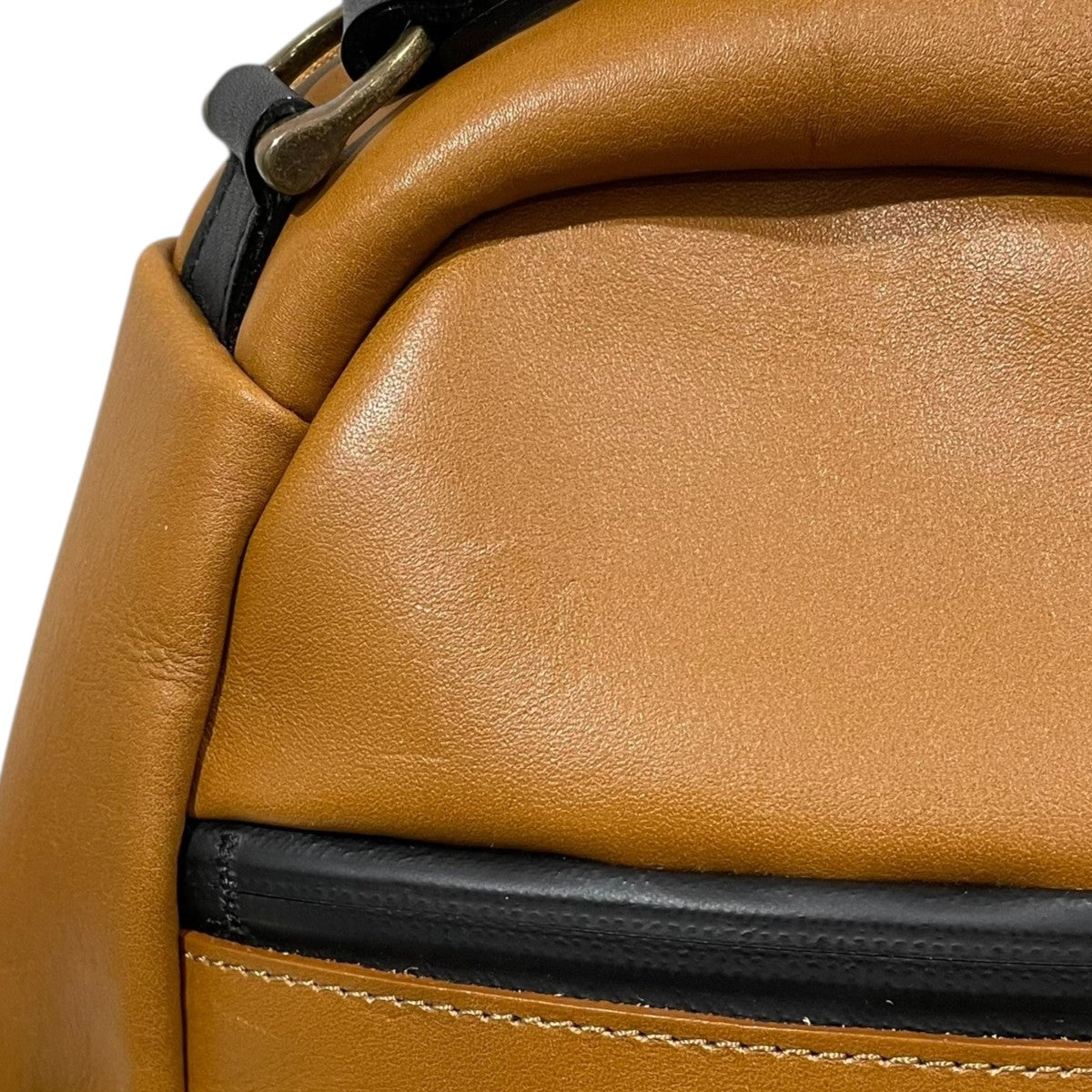 レザーボディバッグ gloss スリングバッグ 01642-v3