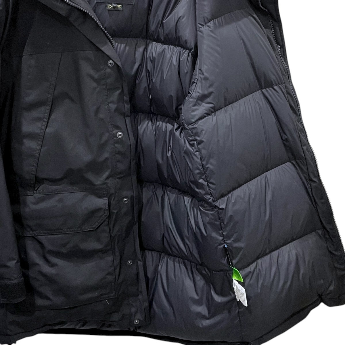 THE NORTH FACE(ザノースフェイス) ダウンジャケット Mountain Down