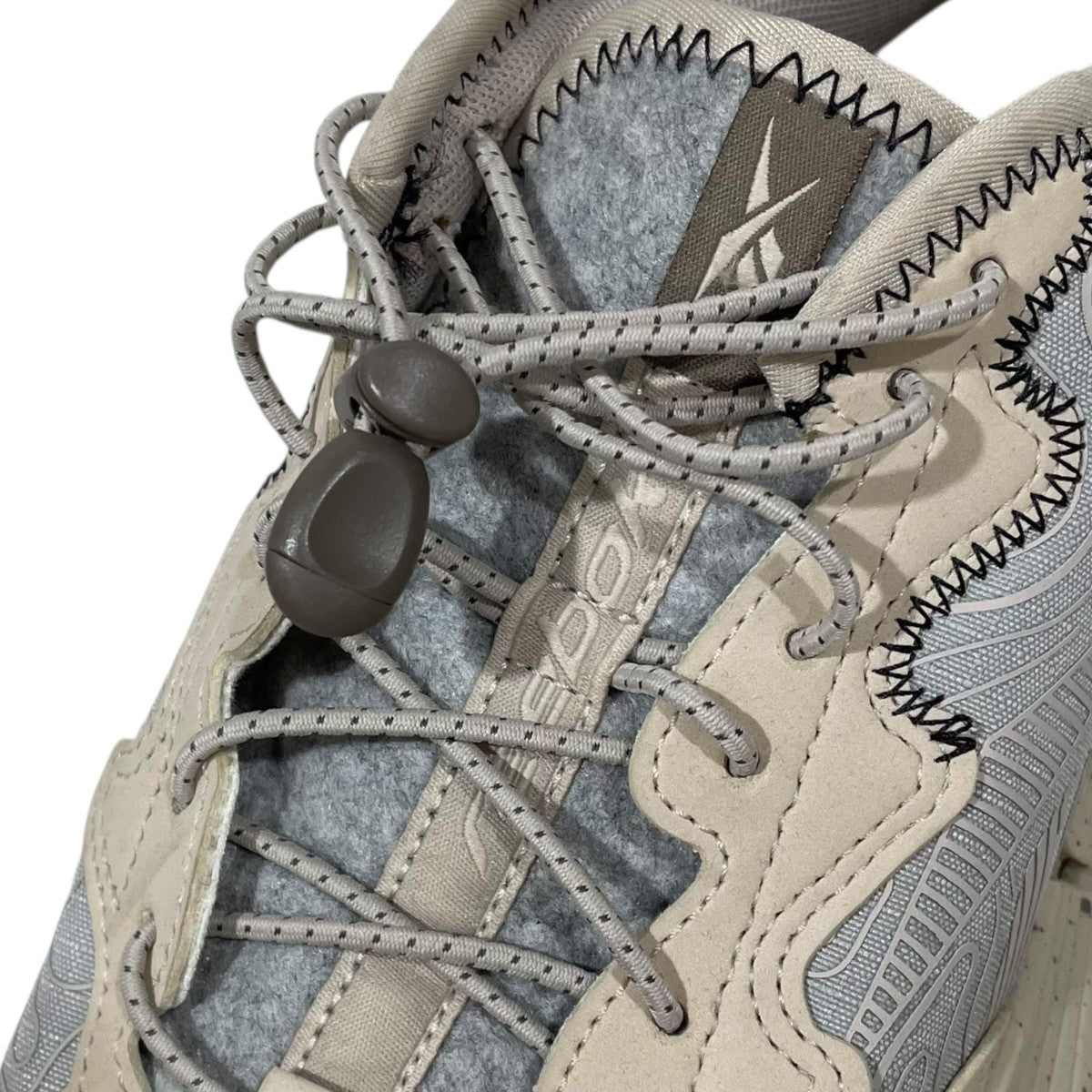 スニーカー Zig Kinetica II Edge ジグ キネティカ II エッジ GX8319