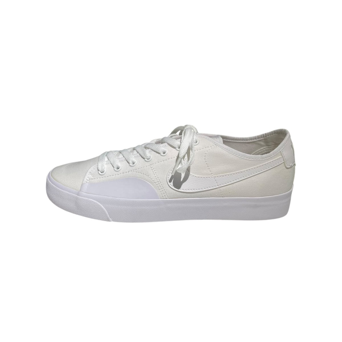 NIKE SB Blazer Court Icy WhiteローカットスニーカーCV1658-102 古着・中古-2枚目のアイテム画像