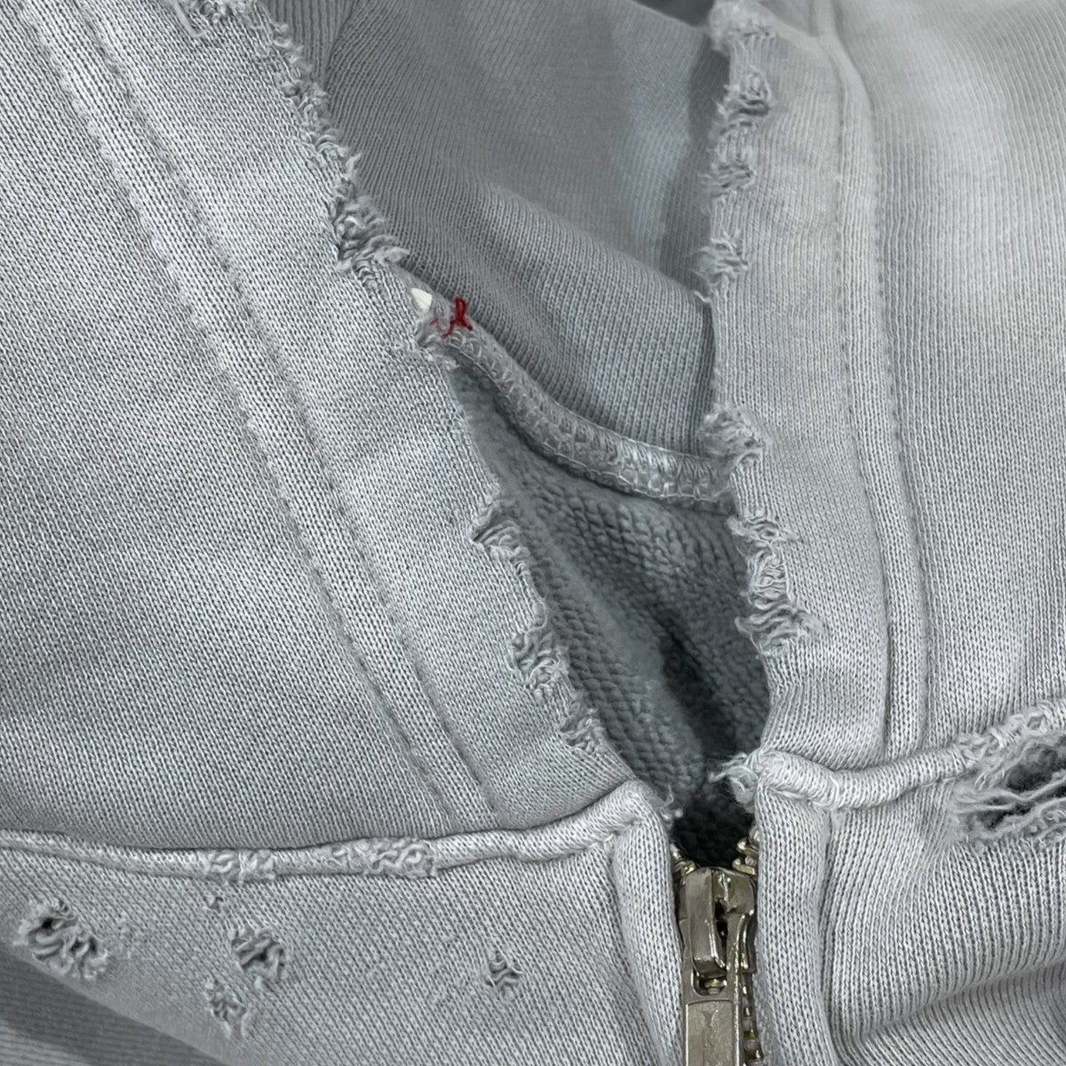 MOOJIMOOJI ダメージ加工ジップアップパーカー OVERSIZED ZIP UP HOODIE AGED オーバーサイズ ジップアップ フーディー エイジド 古着・中古-4枚目のアイテム画像
