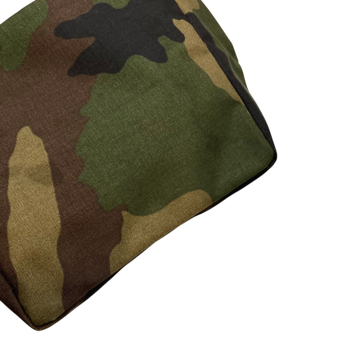 カモフラハンドバッグ